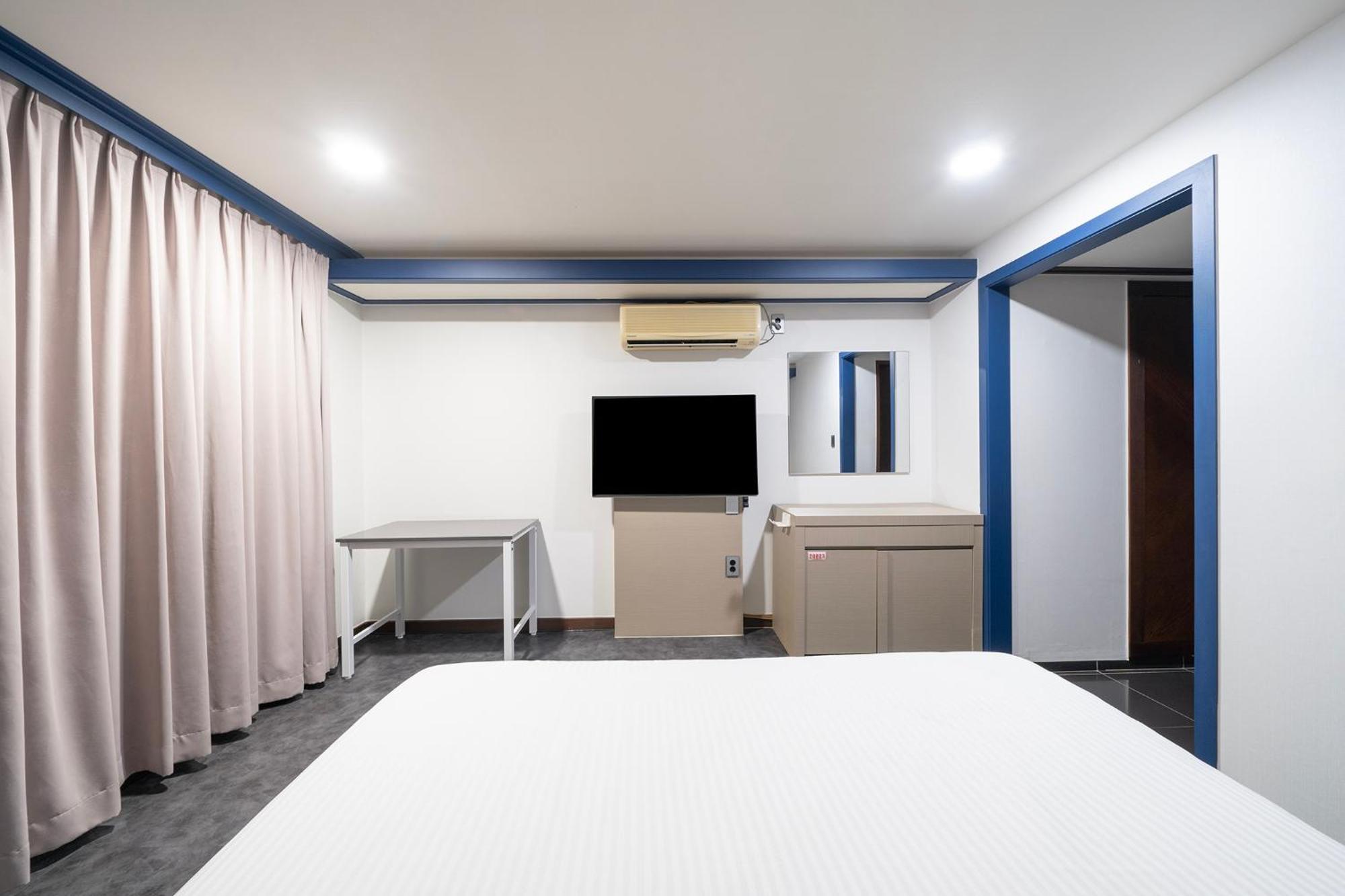 ג'גו Noblesse Hotel מראה חיצוני תמונה