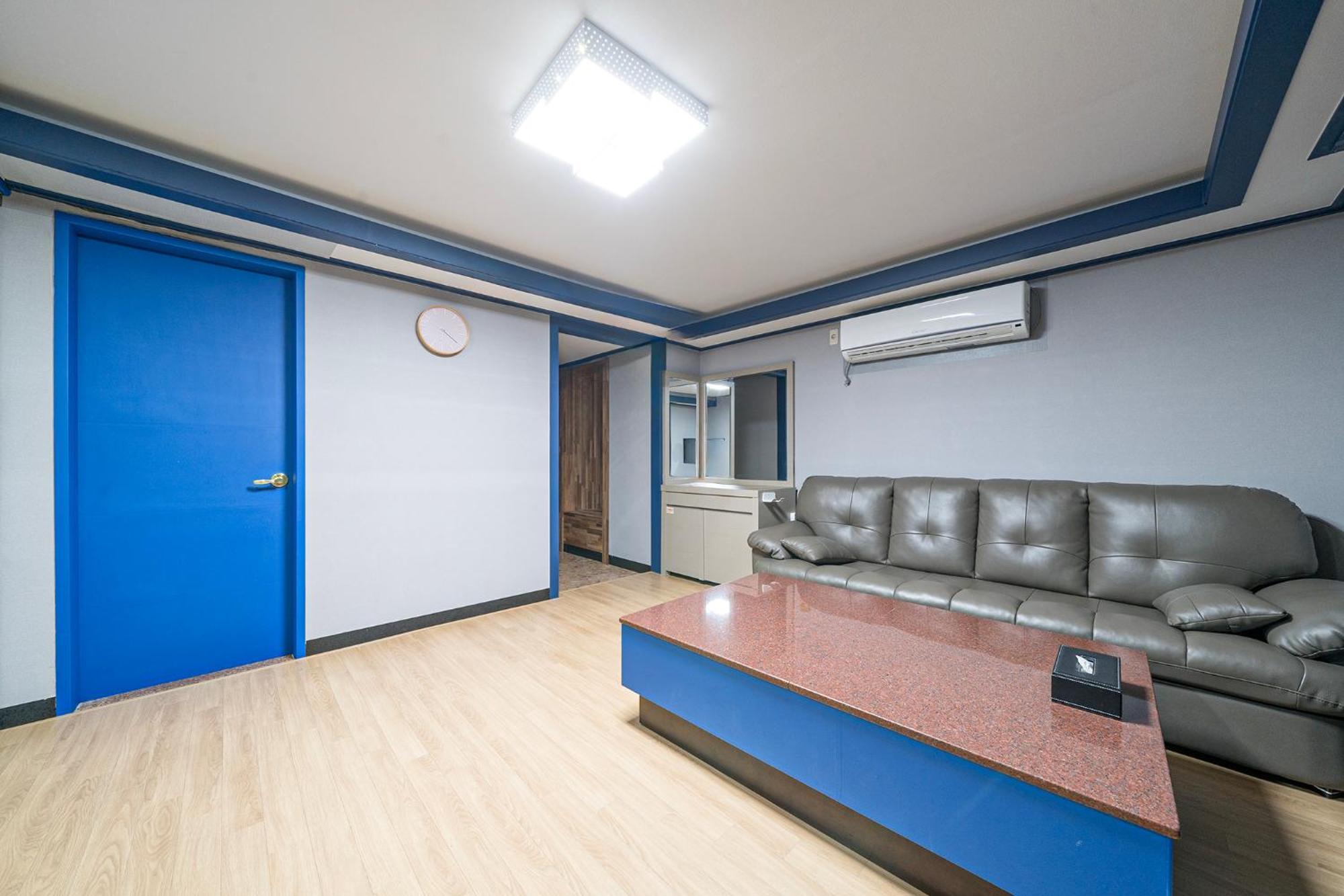 ג'גו Noblesse Hotel מראה חיצוני תמונה