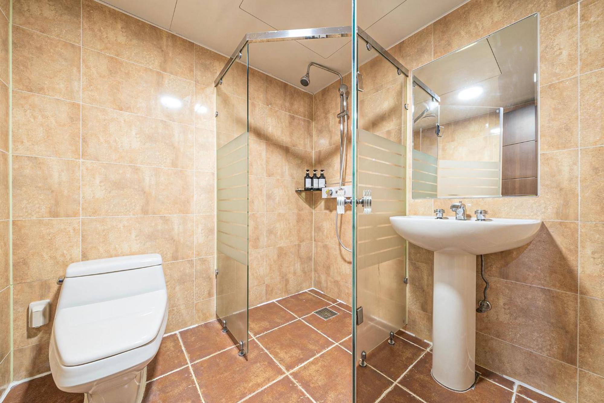 ג'גו Noblesse Hotel מראה חיצוני תמונה