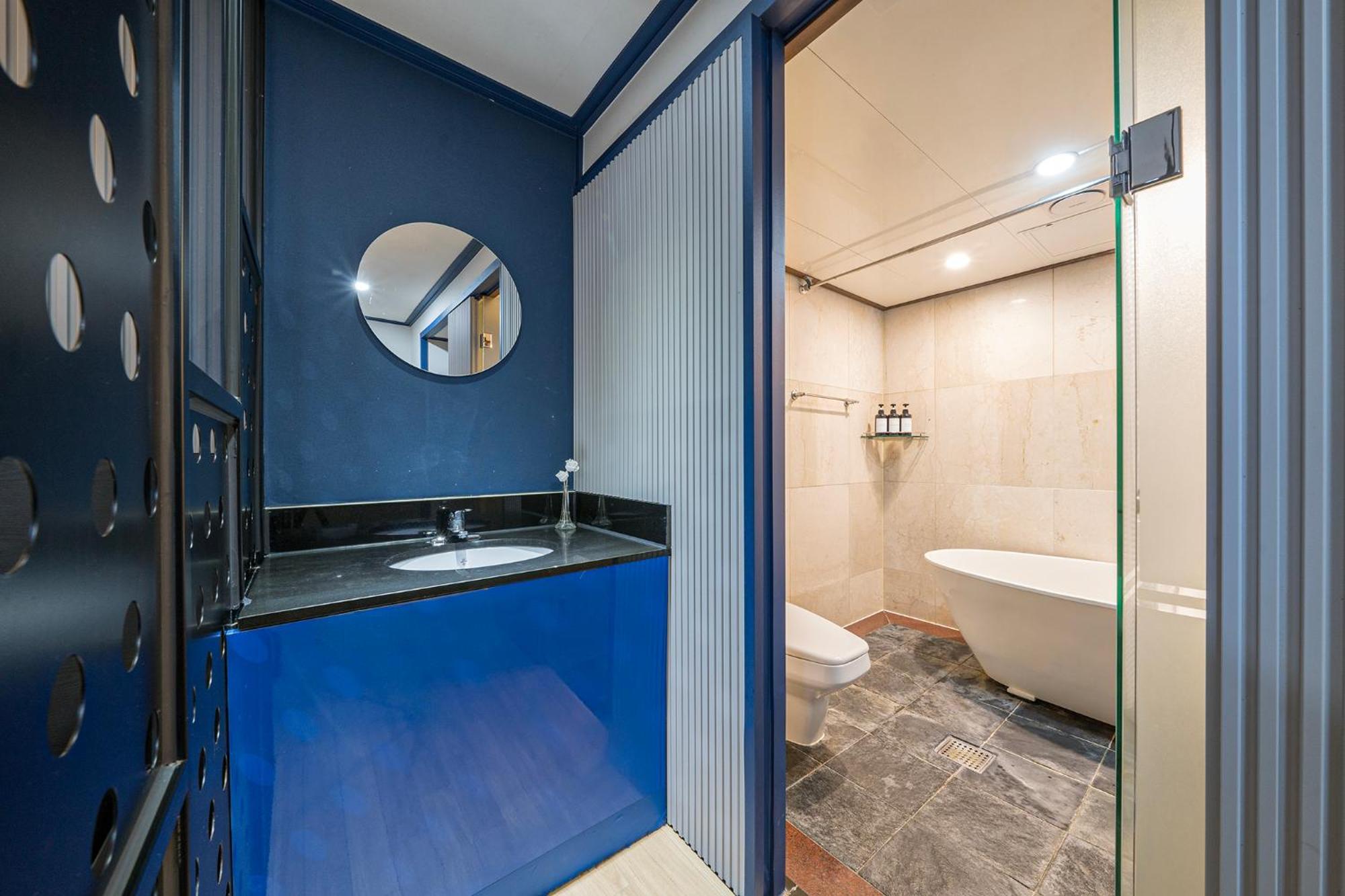 ג'גו Noblesse Hotel מראה חיצוני תמונה