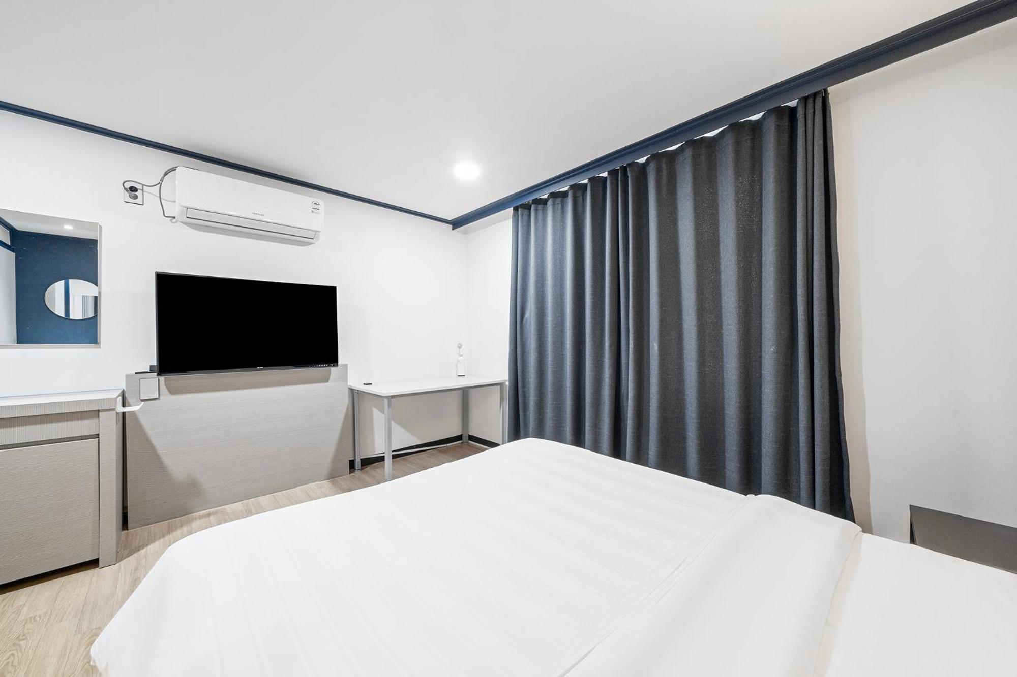ג'גו Noblesse Hotel מראה חיצוני תמונה