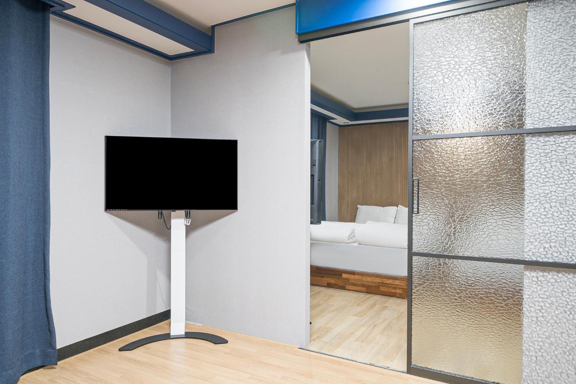 ג'גו Noblesse Hotel מראה חיצוני תמונה