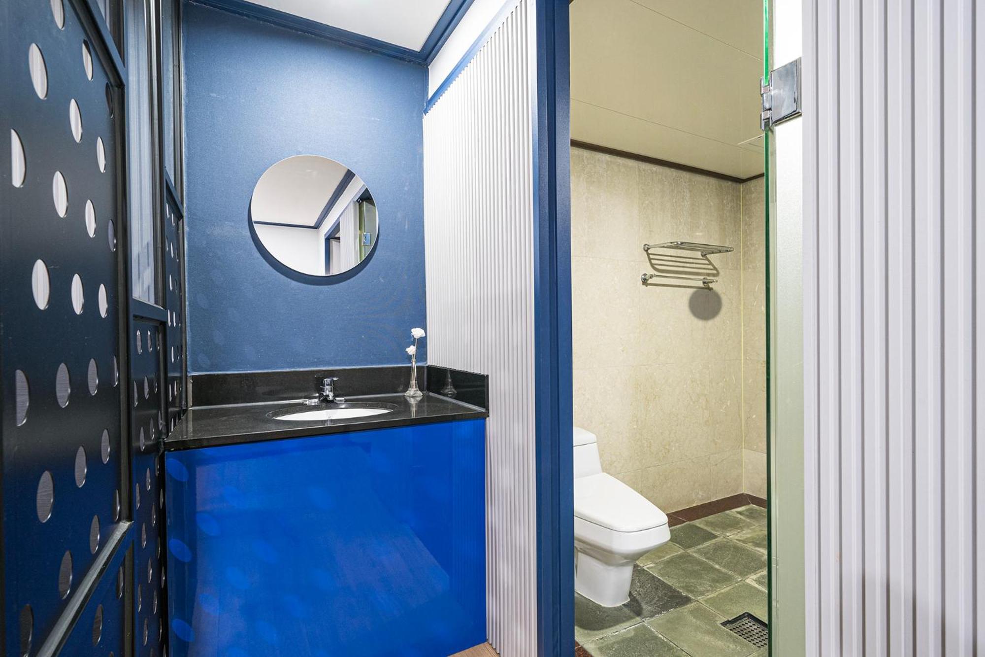 ג'גו Noblesse Hotel מראה חיצוני תמונה