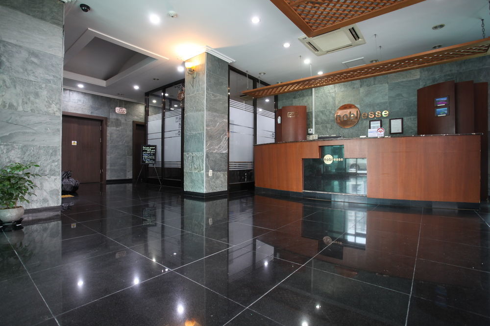 ג'גו Noblesse Hotel מראה חיצוני תמונה
